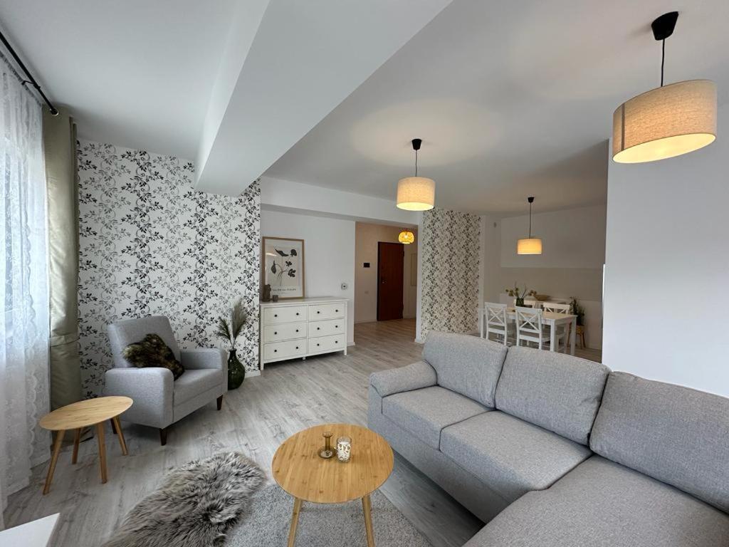 City Center Accommodation 111 Resita Exterior foto